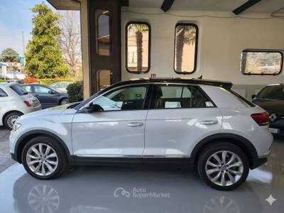 Volkswagen T-Roc 1.5 tsi ACT. 150 CV Advanced-*Garanzia 12 mesi Bianco usata Nova Milanese