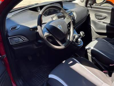 Lancia Ypsilon LANCIA YPSILON Rosso usata Torino