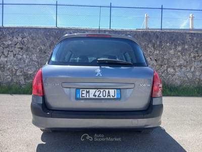 Peugeot 308 neopatentati Argento usata Massa