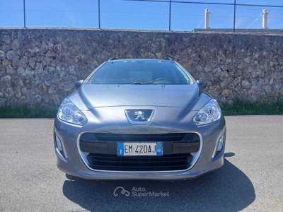 Peugeot 308 neopatentati Argento usata Massa