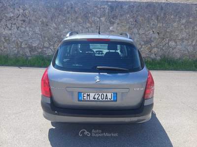 Peugeot 308 neopatentati Argento usata Massa