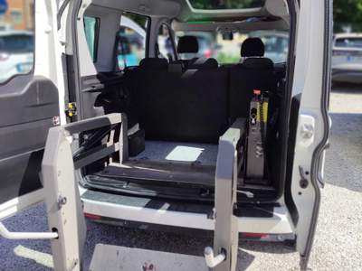 Fiat Doblò FIAT DOBLO TETTO ALTO PER DISABILI Bianco usata Pontedera