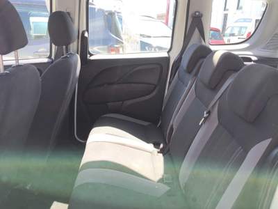 Fiat Doblò FIAT DOBLO TETTO ALTO PER DISABILI Bianco usata Pontedera