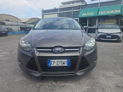 Ford Focus NON FUMATORE - NEOPATENTATO - SW usata Brescia