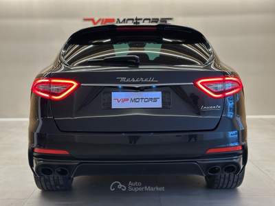 Maserati Levante AWD Trofeo PARI AL NUOVO PERMUTE GARANZIA Nero usata Latina