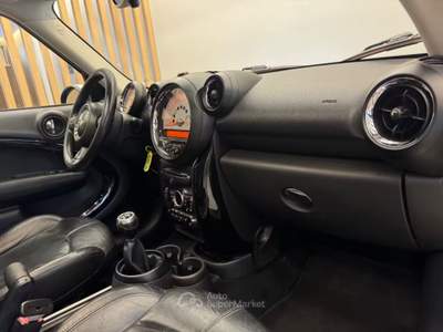 MINI Cooper SD COUNTRYMAN 2.0 143CV UNIPRO GARANZIA PERMUTE Oro usata Latina