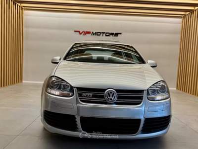 Volkswagen Golf R32 5PORTE DSG PELLE TETTO 250CV PERMUTE FULL Argento usata Latina