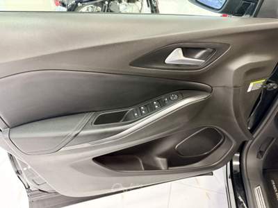 Opel Grandland 1.5 diesel Ecotec Start&Stop aut. Business Blu/Azzurro usata MASSAFRA