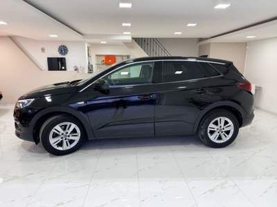Opel Grandland 1.5 diesel Ecotec Start&Stop aut. Business Blu/Azzurro usata MASSAFRA
