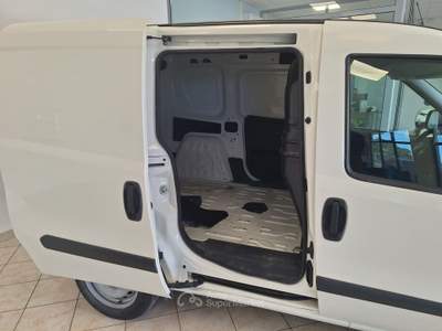 Fiat Doblò Doblo Doblò 1.6 MJT 105CV S&S PC-TN Cargo Business Bianco usata Castel Gandolfo