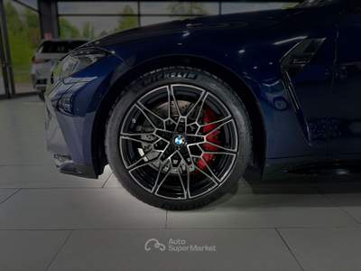 BMW Serie 4 M4 BMW M4 COMPETITION CARBON LOOK Blu/Azzurro usata Teramo