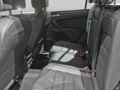 Volkswagen Tiguan  - tiguan 2.0 tdi r-line 150cv dsg Bianco usata Salerno