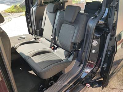 Ford Tourneo Connect Grand Tourneo Gancio Traino 7 Posti Euro 6 Nero usata Padova
