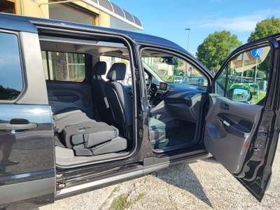 Ford Tourneo Connect Grand Tourneo Gancio Traino 7 Posti Euro 6 Nero usata Padova
