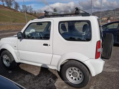Suzuki Jimny Suzuki Jimny 1.3 benzina 4WD Evolution Plus Bianco usata Monza