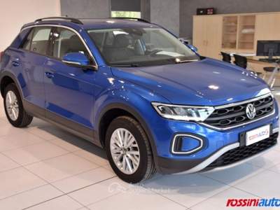 Volkswagen T-Roc 2.0 TDI 150 CV DSG LIFE Blu/Azzurro usata Quinzano D'oglio