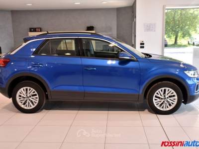 Volkswagen T-Roc 2.0 TDI 150 CV DSG LIFE Blu/Azzurro usata Quinzano D'oglio