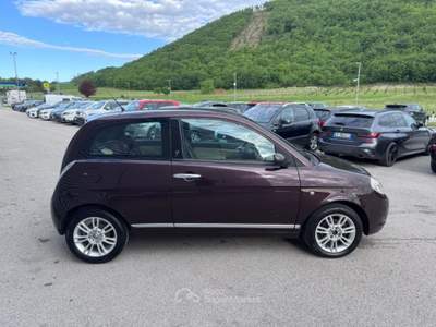 Lancia Ypsilon 1.3 MJT 75 CV Passion OK NEOPATENTATI Lilla usata Sant'Angelo in vado