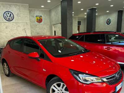 Opel Astra Start&Stop aut. 5 porte Innovation Rosso usata Moncalieri