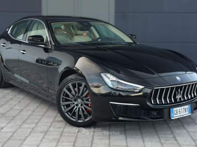 Maserati Ghibli V6 Diesel Granlusso Nero usata Caorso