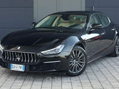 Maserati Ghibli V6 Diesel Granlusso Nero usata Caorso