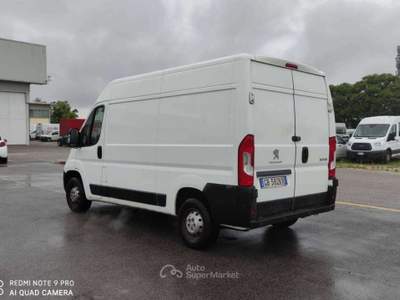 Peugeot Boxer 330 L2H2 2.2 BlueHDi 140cv - GB382KR Bianco usata Basiliano