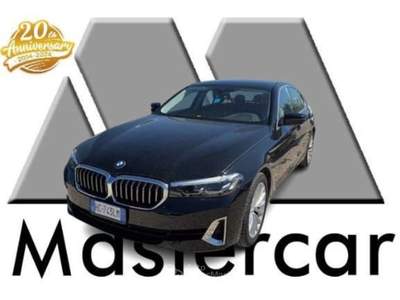 BMW Serie 5 520d Serie 5 G30 2020 Berlina 520d mhev 48V Luxury auto Blu/Azzurro usata Basiliano