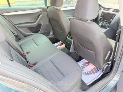 Skoda Octavia 1.6 TDI 115CV DSG Executive Grigio usata Codroipo