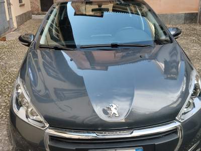 Peugeot 208 SOLO 25.000 km Pari al Nuovo  Unico Proprietario   . Grigio usata Pavia