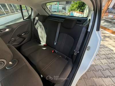 Opel Corsa unico proprietario Bianco usata Sirignano