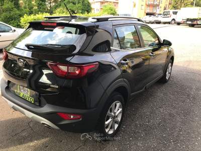 Kia Stonic 110 cv Style si neopatentati Nero usata Castelli Calepio