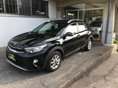 Kia Stonic 110 cv Style si neopatentati Nero usata Castelli Calepio