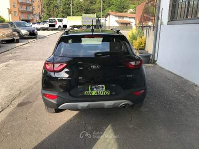Kia Stonic 110 cv Style si neopatentati Nero usata Castelli Calepio