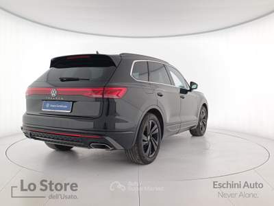 Volkswagen Touareg 3.0 v6 tdi scr r-line 231cv auto Nero usata Pisa
