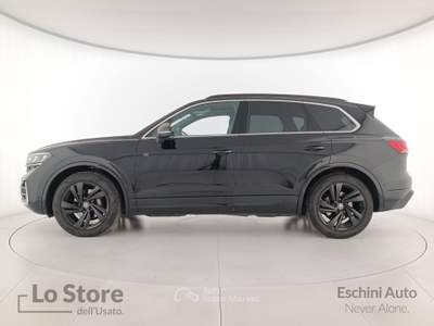 Volkswagen Touareg 3.0 v6 tdi scr r-line 231cv auto Nero usata Pisa