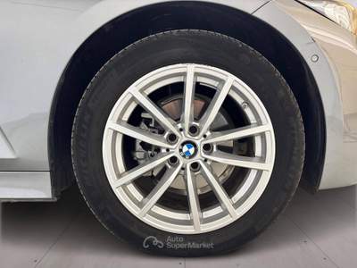 BMW Serie 3 318d 318d Berlina 48V Grigio usata Modena