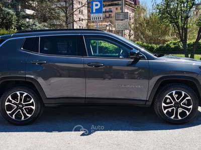 Jeep Compass Splendida Jeep Compass 4xe Plug-in Hybrid p Grigio usata Pescara