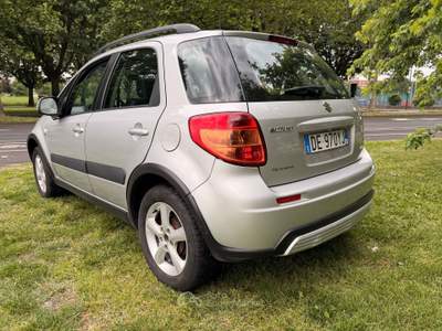 Suzuki SX4 SUZUKI SX 4   4WD Argento usata Torino