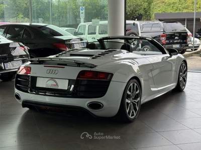 Audi R8 Spyder 5.2 V10 quattro R-tronic CARBONCERAMICA Bianco usata Cesano Maderno