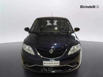 Lancia Ypsilon  - ypsilon 1.2 69 cv 5 porte silver Blu/Azzurro usata Vinci
