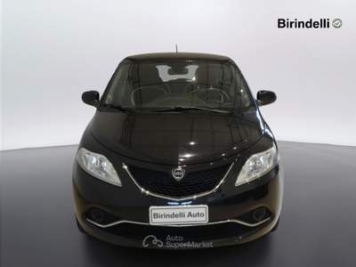 Lancia Ypsilon  - ypsilon 1.2 69 cv 5 porte gold Nero usata Vinci