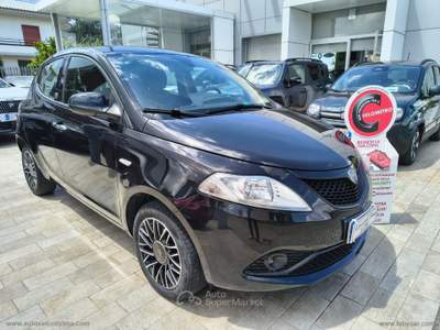 Lancia Ypsilon Ypsilon 1.2 69 CV 5p. GPL Ecochic GOLD Nero usata Somma Vesuviana