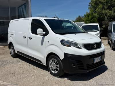 Peugeot Expert Expert BlueHDi 2.0 HDI 120 PASSO MEDIO TETTO BASSO Bianco usata San Michele Salentino