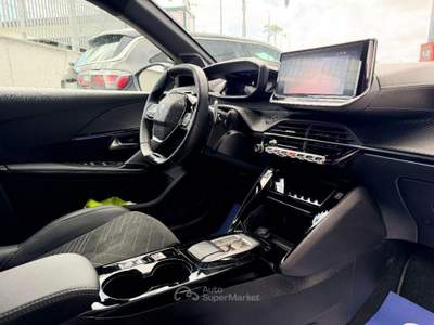 Peugeot 208  1.2 hybrid GT 145cv e-dcs 6 Nero usata Sant'Anastasia