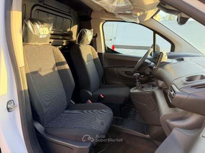 Fiat Doblò NEW Fiat Doblo 1.5 BlueHdi 100CV PC-TN Van!**IL PREZZO E' DA INTENDERSI + IVA** Bianco usata Sant'Anastasia