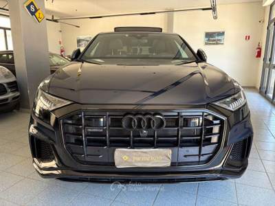 Audi Q8 50 TDI 286 CV quattro tiptronic Sport Blu/Azzurro usata Andria