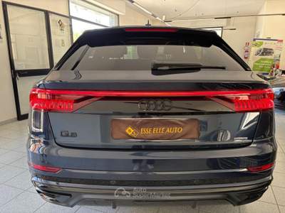 Audi Q8 50 TDI 286 CV quattro tiptronic Sport Blu/Azzurro usata Andria