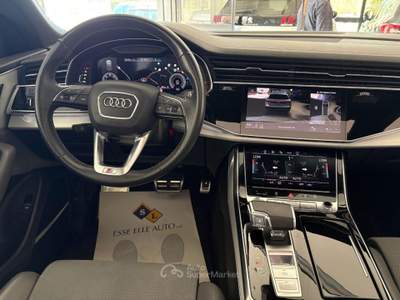 Audi Q8 50 TDI 286 CV quattro tiptronic Sport Blu/Azzurro usata Andria