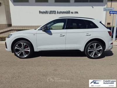 Audi Q5  40 2.0 tdi mhev 12V S line Plus quattro s-tronic Bianco usata Cassano allo Ionio