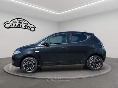 Lancia Ypsilon  1.3 MJT 95 CV 5p. S&S Platinum Nero usata Maniace